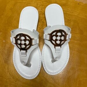 New white sandals size 37/6.5
